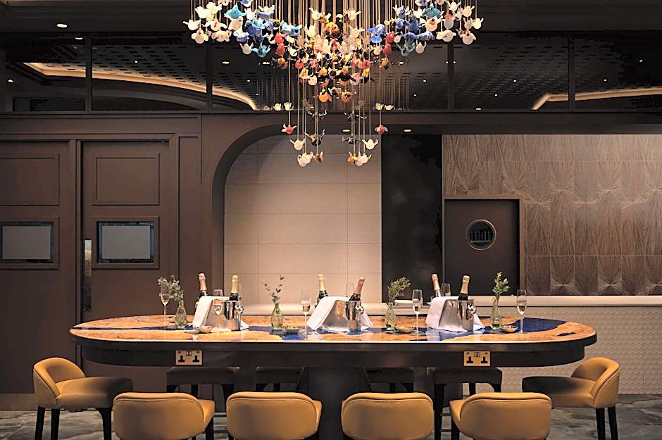 Lost Property St. Paul'S London, Curio Collection 