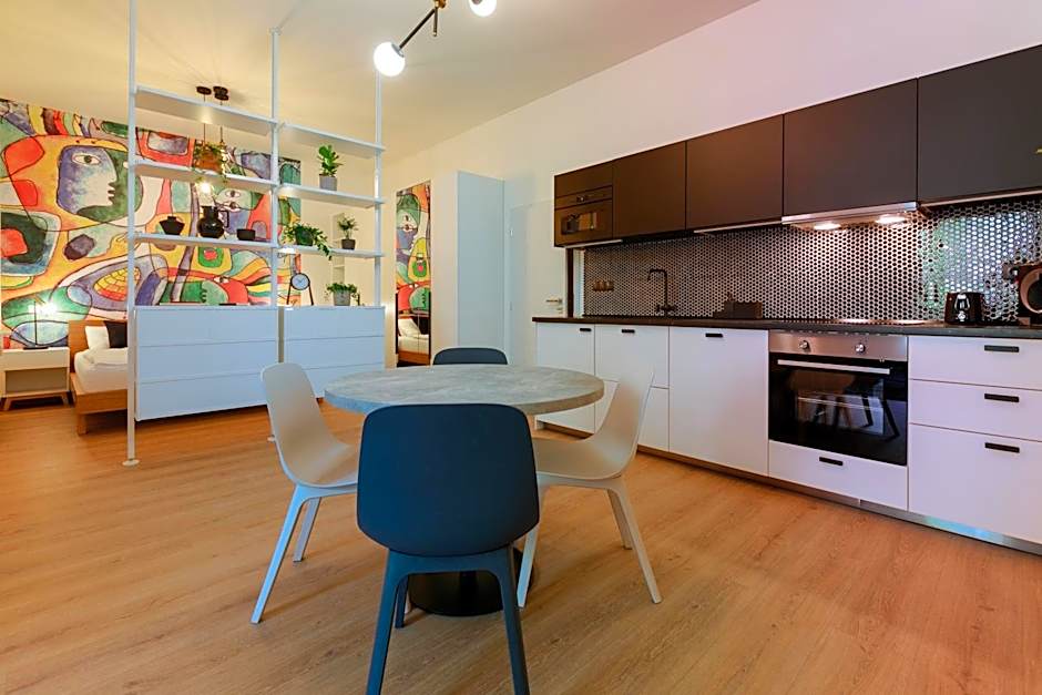 Avantgarde apartments