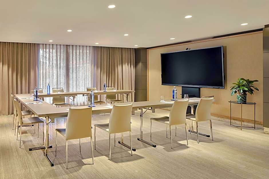 NH Paseo De La Habana