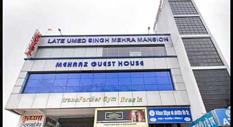 Collection O Mehraz Residency