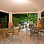 Sonesta Simply Suites Orange County Airport