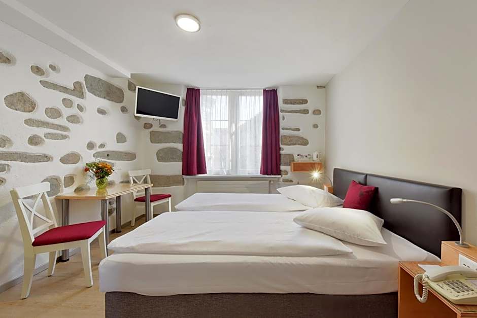 Hotel Hirschen & Weinschenke