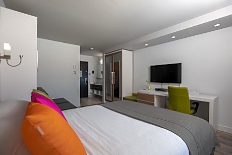 Executive Room , 1 Queen bed 1 Murphy bed