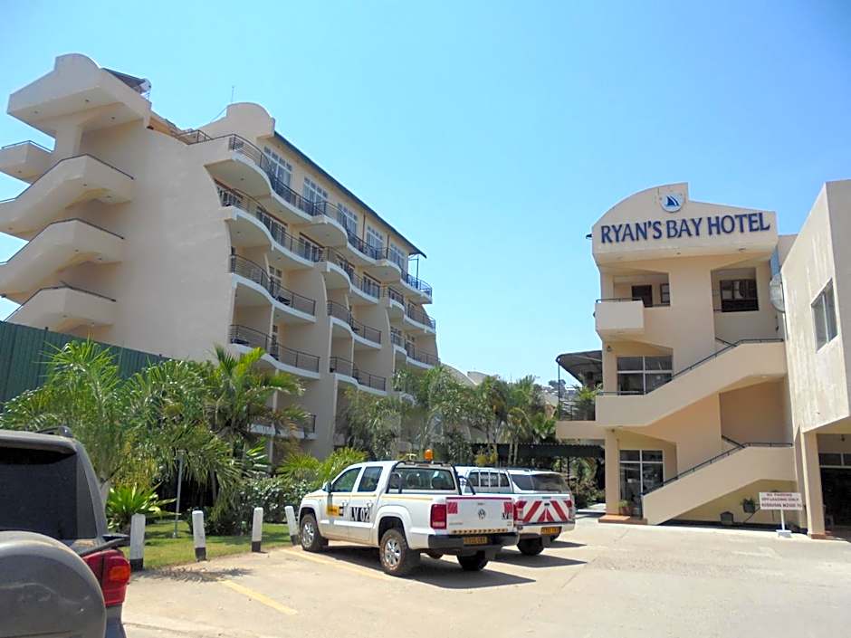 Ryan's Bay Hotel