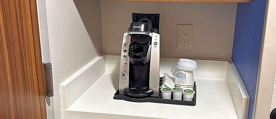 Holiday Inn Express Hotel and Suites Mesquite By IHG