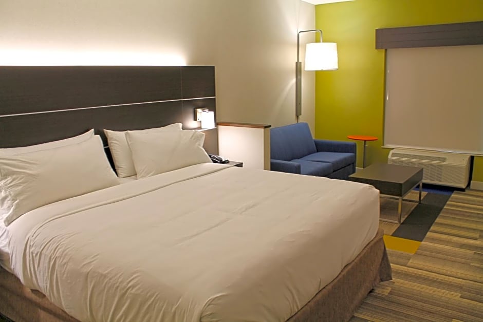 Holiday Inn Express & Suites St. Louise South I-55 By IHG