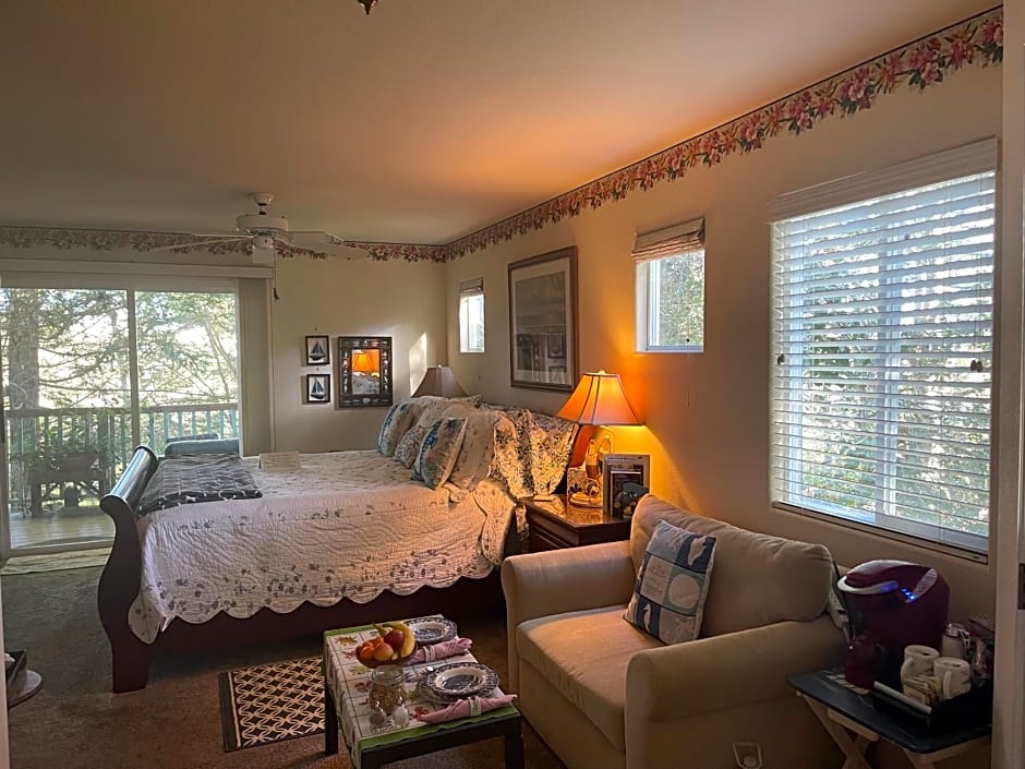 Her Castle Bed and Breakfast