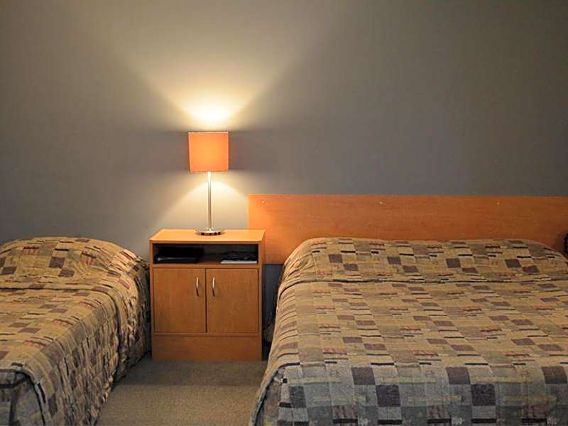 Kiwi Studios Motel