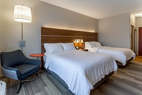 Standard Room with Two Queen Beds