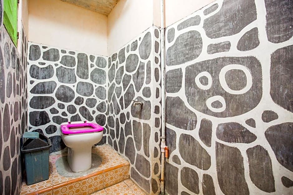 Hotel O Gandrung Payungan Family InnNearStasiun Banyuwangi Kota