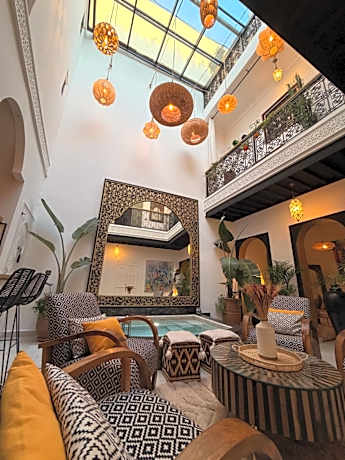 Magnifique Riad Julilu Privatise au coeur de la Medina 11P