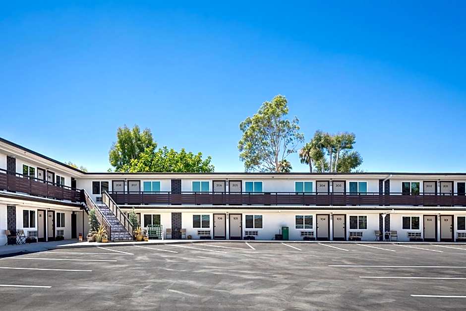 California Inn