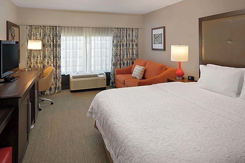 Hampton Inn Louisville Downtown