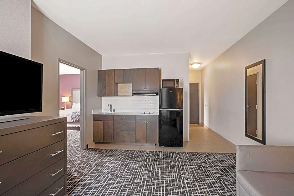 Photo 1 of 2 of Deluxe 1 King Bed Suite