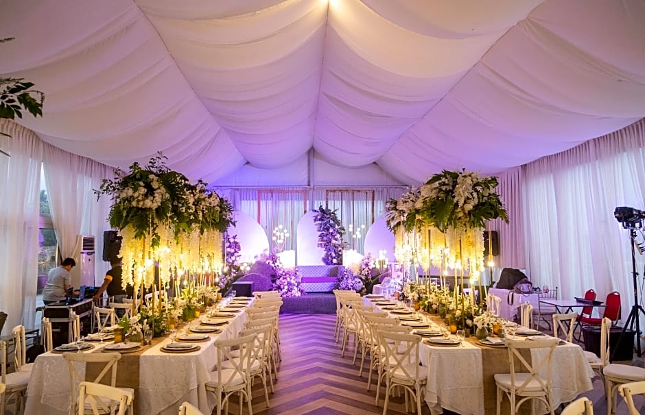 Grand Regal Hotel Davao