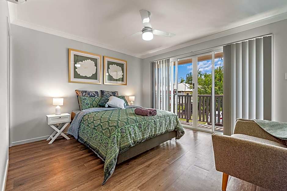 Modern New Townhouse in Booval