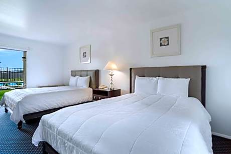 Standard Queen Room with Two Queen Beds - Non Smoking