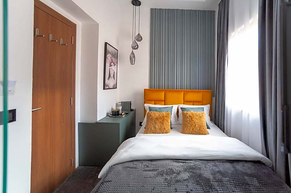 Natali luxury suites- mini rooms