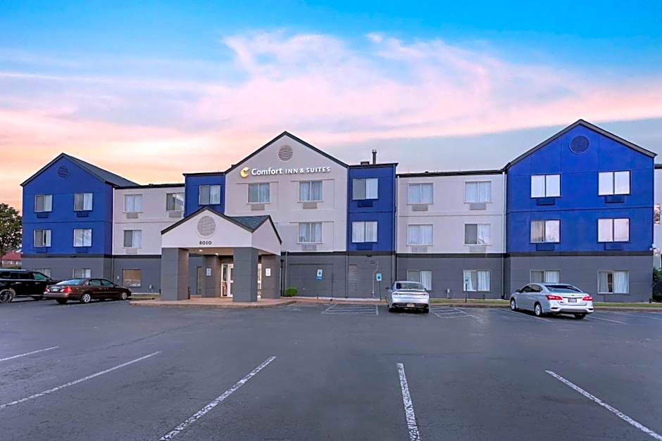 Comfort Inn & Suites Memphis East