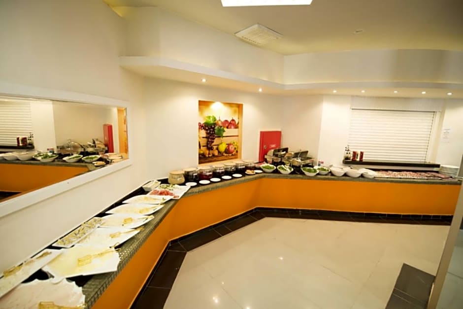 Cleopatra City Hotel