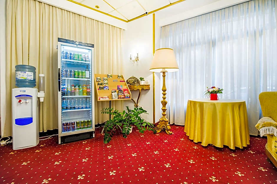 Hotel Carpati Imparatul Romanilor