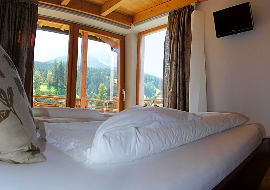 Garni - Hotel Am Burghuegel