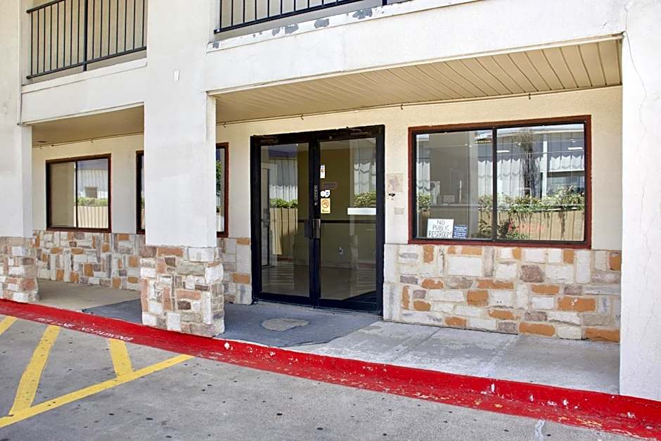 Executive Inn of Arlington, Near AT&T Stadium