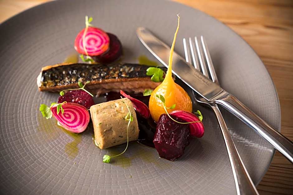 The Horse & Groom Inn