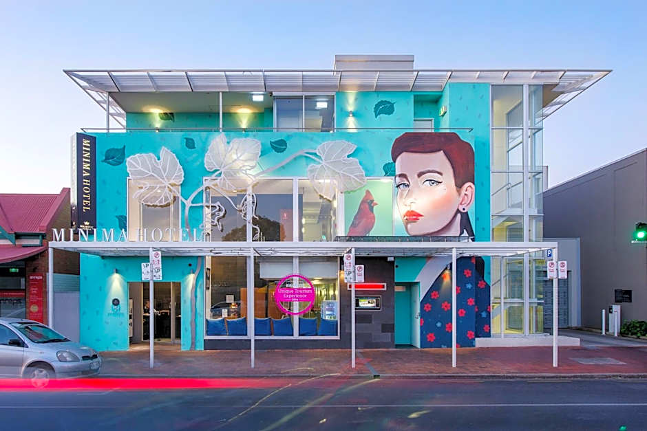 Majestic Minima Hotel