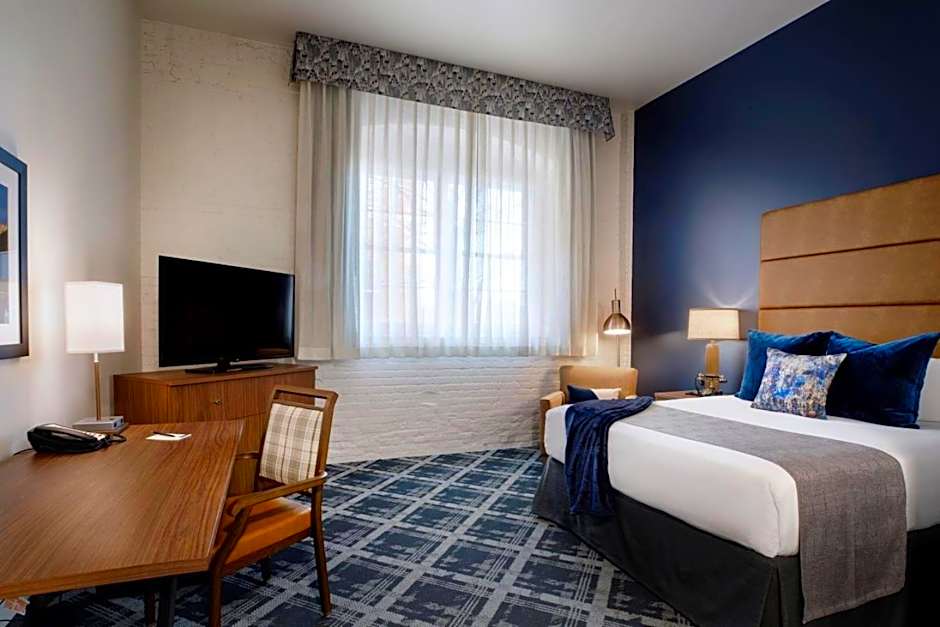 Hotel At Old Town