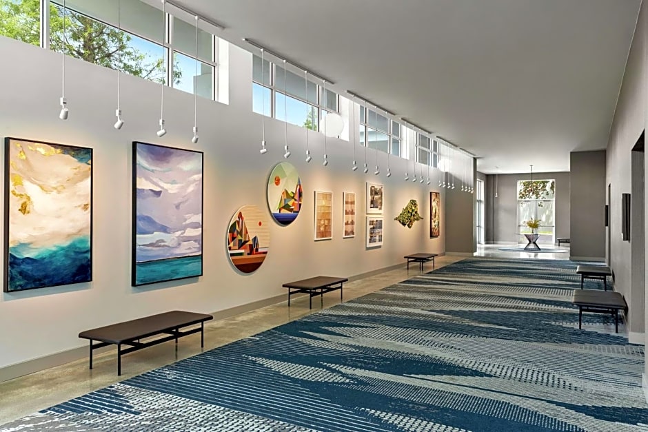 Hotel Alba Tampa, Tapestry Collection By Hilton
