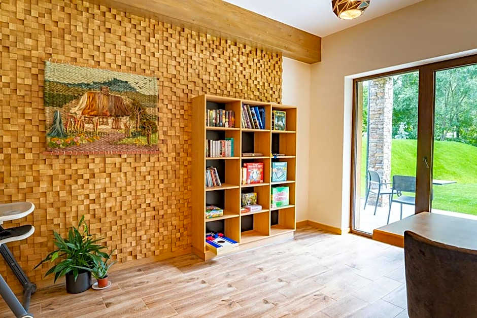 Apartamenty Mariza Szczawnica Jaworki - Duży Basen Zewnętrzny Podgrzewany do 25C