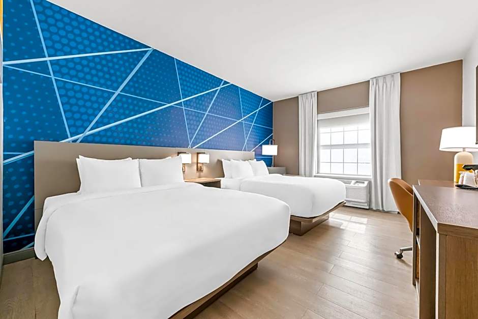 Comfort Inn & Suites River City Decatur