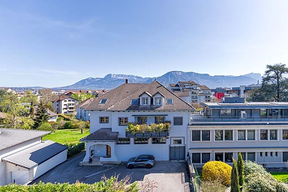 Séjours & Affaires Annecy Le Pont Neuf