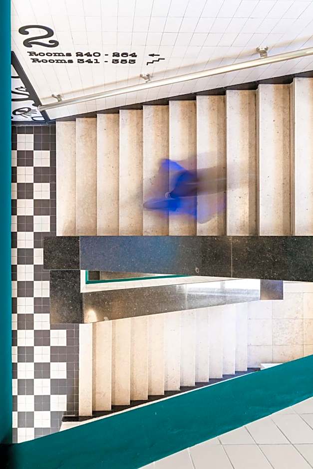 Vie Via - Your Hotel