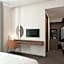 Len's Hotel