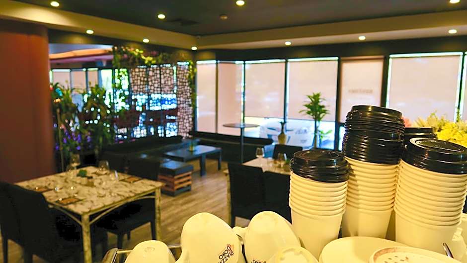 Springwood Tower Apartment Hotel