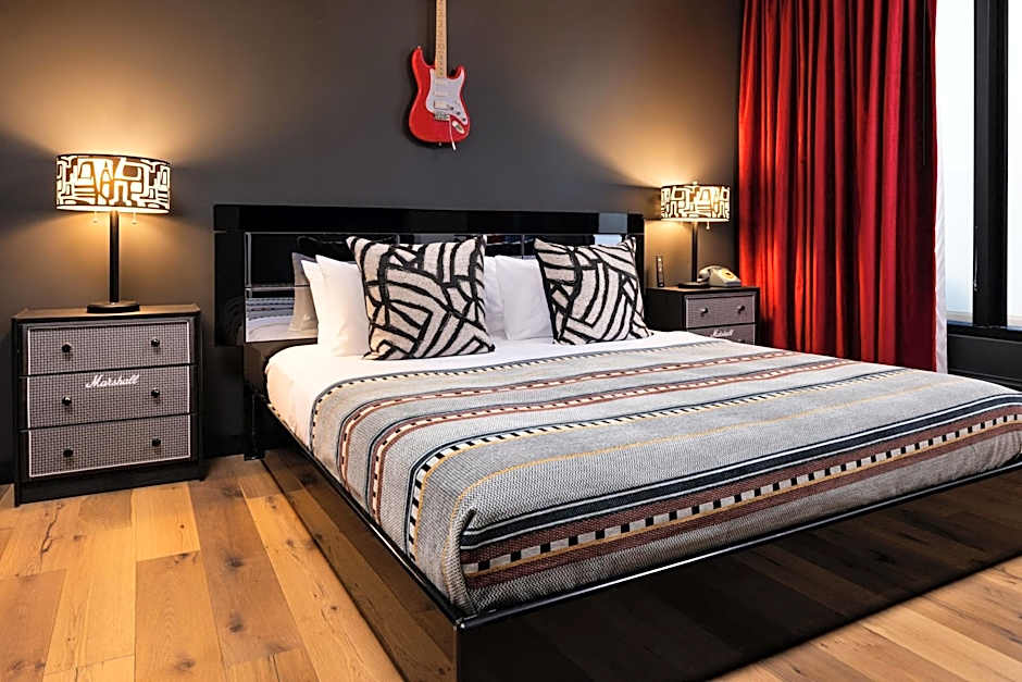 Moxy Madison Downtown