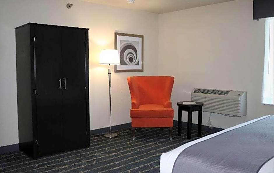 Best Western Fostoria Inn & Suites