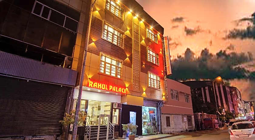 Hotel Rahul Palace