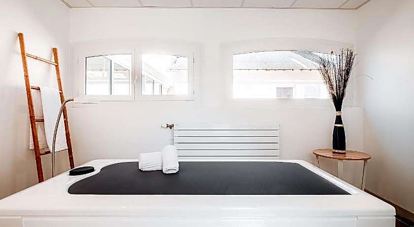 Hotel Causse Comtal Rodez, The Originals Relais