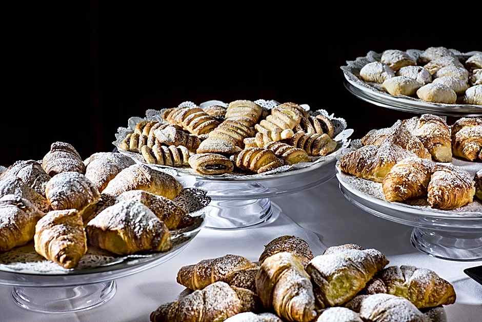 Best Western Cinemusic Hotel