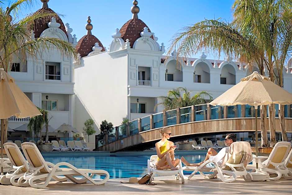 Oz Hotels Side Premium