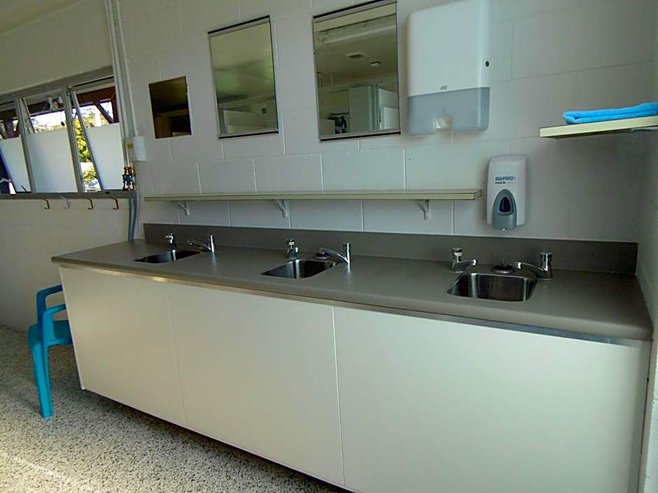 Glenavys Waitaki River Motor Camp