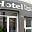 Hotel Famosa