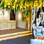 J Place Hotel