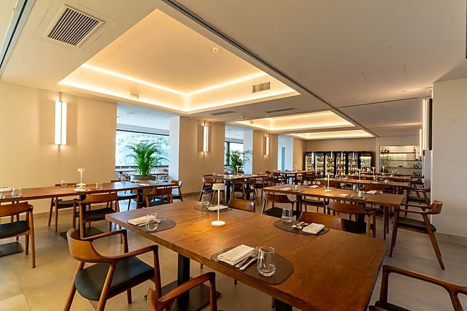 Aldero Hotel
