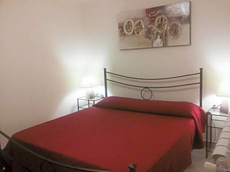 One-Bedroom Apartment - Basement