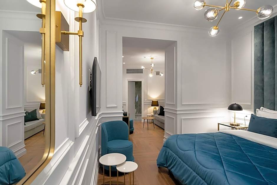 Praxitelous Luxury Suites