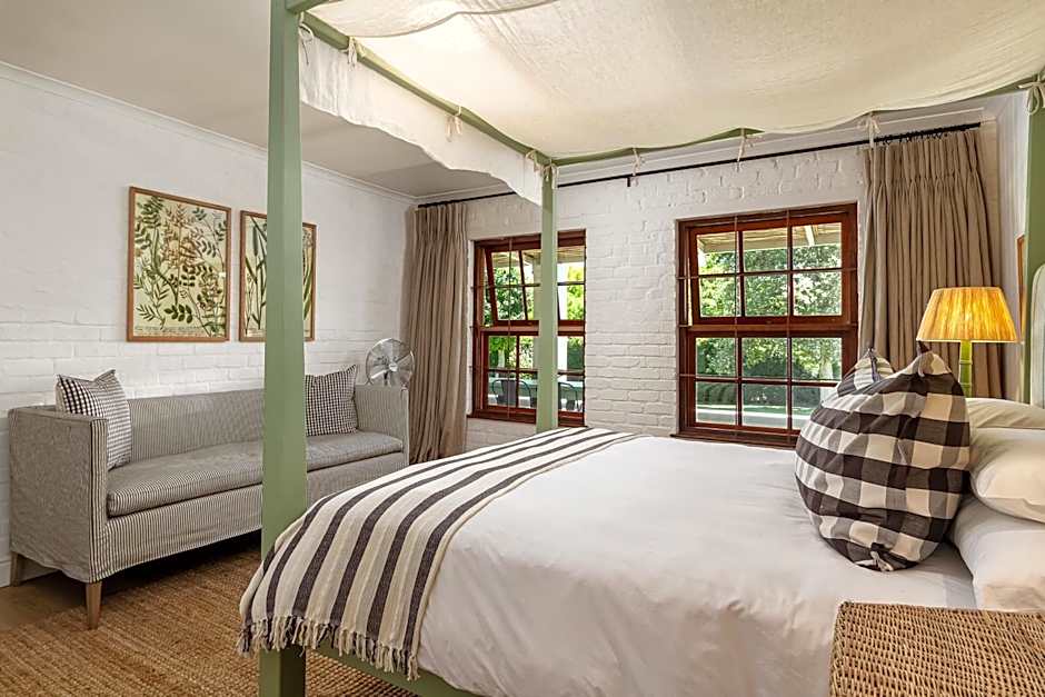Noordhoek Village Hotel